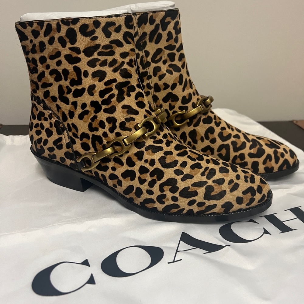 Animal print coach short boots - Picture 3 of 4